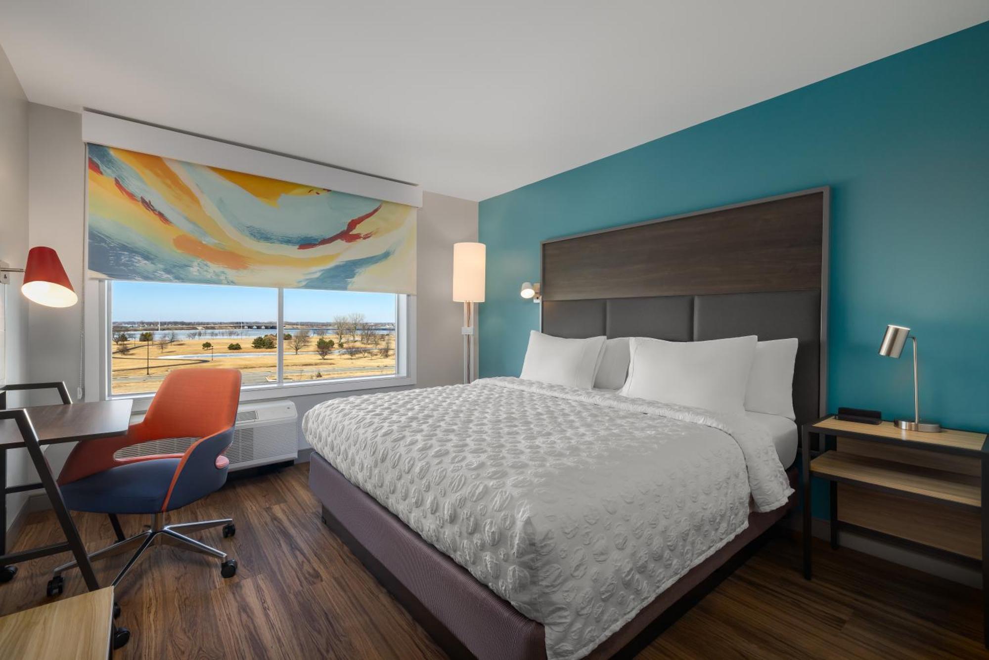 Tru By Hilton Oshkosh Hotel Buitenkant foto